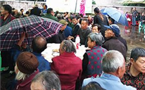 suncitygroup集团开展“重阳感恩敬老”活动